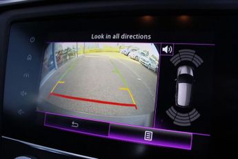 RENAULT KADJAR 1.3 TCe Iconic SUV 5dr Petrol EDC Euro 6 (s/s) (140 ps)