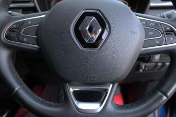 RENAULT KADJAR 1.3 TCe Iconic SUV 5dr Petrol EDC Euro 6 (s/s) (140 ps)