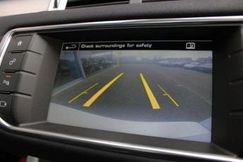 LAND ROVER RANGE ROVER EVOQUE 2.0 TD4 HSE Dynamic SUV 5dr Diesel Auto 4WD Euro 6 (s/s) (180 ps