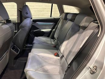 SKODA ENYAQ 62kWh 60 SUV 5dr Electric Auto (179 ps)