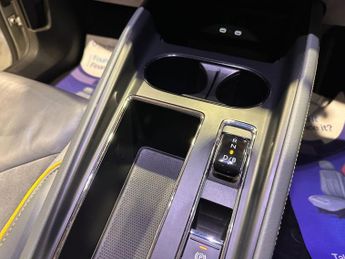 SKODA ENYAQ 62kWh 60 SUV 5dr Electric Auto (179 ps)