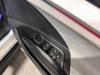 SKODA ENYAQ 62kWh 60 SUV 5dr Electric Auto (179 ps)