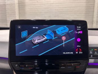VOLKSWAGEN ID.3 Pro Performance 58kWh Family Hatchback 5dr Electric Auto (204 ps