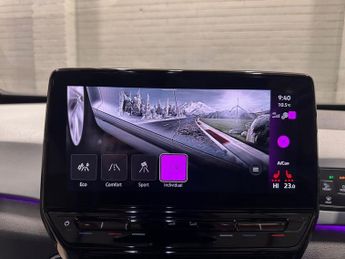 VOLKSWAGEN ID.3 Pro Performance 58kWh Family Hatchback 5dr Electric Auto (204 ps