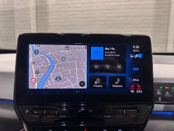 VOLKSWAGEN ID.3 Pro Performance 58kWh Family Hatchback 5dr Electric Auto (204 ps