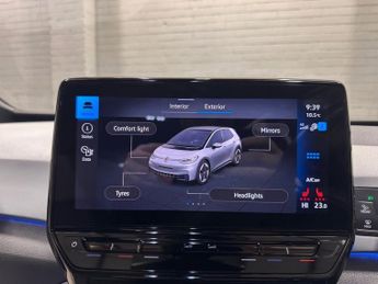 VOLKSWAGEN ID.3 Pro Performance 58kWh Family Hatchback 5dr Electric Auto (204 ps