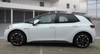 VOLKSWAGEN ID.3 Pro Performance 58kWh Family Hatchback 5dr Electric Auto (204 ps