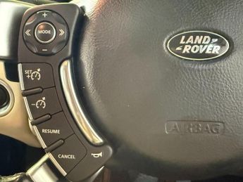 LAND ROVER RANGE ROVER 4.4 TD V8 Vogue SUV 5dr Diesel Auto 4WD Euro 5 (313 bhp)