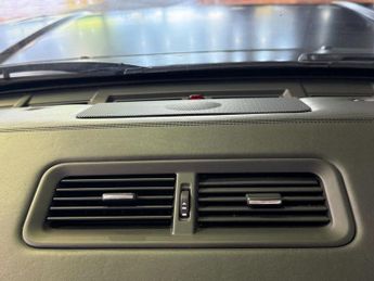 LAND ROVER RANGE ROVER 4.4 TD V8 Vogue SUV 5dr Diesel Auto 4WD Euro 5 (313 bhp)