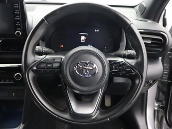 TOYOTA YARIS CROSS 1.5 VVT-h Design SUV 5dr Petrol Hybrid E-CVT Euro 6 (s/s) (116 p