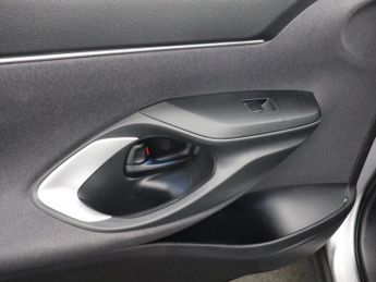 TOYOTA YARIS CROSS 1.5 VVT-h Design SUV 5dr Petrol Hybrid E-CVT Euro 6 (s/s) (116 p