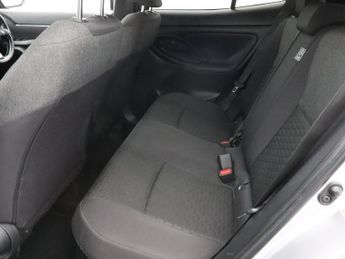 TOYOTA YARIS CROSS 1.5 VVT-h Design SUV 5dr Petrol Hybrid E-CVT Euro 6 (s/s) (116 p