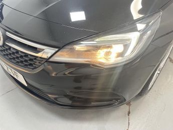 VAUXHALL ASTRA 1.4i Design Hatchback 5dr Petrol Manual Euro 6 (100 ps) - AA INS