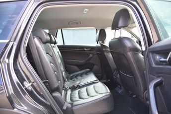 SKODA KODIAQ 2.0 TSI SE L SUV 5dr Petrol DSG 4WD Euro 6 (s/s) (7 Seat) (180 p