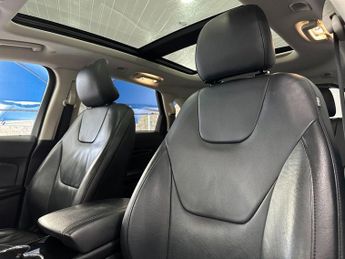 FORD EDGE 2.0 TDCi Titanium SUV 5dr Diesel Powershift AWD Euro 6 (s/s) (21