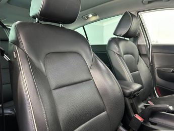 KIA SPORTAGE 1.7 CRDi 3 SUV 5dr Diesel DCT Euro 6 (s/s) (139 bhp)
