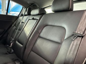 KIA SPORTAGE 1.7 CRDi 3 SUV 5dr Diesel DCT Euro 6 (s/s) (139 bhp)