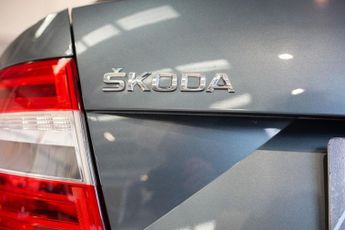 SKODA OCTAVIA 1.6 TDI SCR SE L Hatchback 5dr Diesel DSG Euro 6 (s/s) (115 ps)