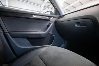 SKODA OCTAVIA 1.6 TDI SCR SE L Hatchback 5dr Diesel DSG Euro 6 (s/s) (115 ps)