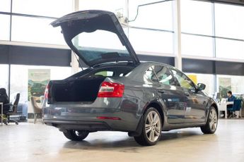 SKODA OCTAVIA 1.6 TDI SCR SE L Hatchback 5dr Diesel DSG Euro 6 (s/s) (115 ps)