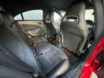 MERCEDES-BENZ CLA 2.1 CLA220d AMG Line Coupe 4dr Diesel 7G-DCT Euro 6 (s/s) (177 p