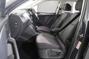 VOLKSWAGEN TIGUAN 1.5 TSI Life SUV 5dr Petrol DSG Euro 6 (s/s) (150 ps)