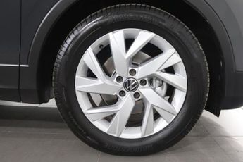 VOLKSWAGEN TIGUAN 1.5 TSI Life SUV 5dr Petrol DSG Euro 6 (s/s) (150 ps)