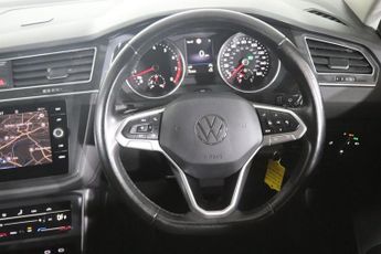 VOLKSWAGEN TIGUAN 1.5 TSI Life SUV 5dr Petrol DSG Euro 6 (s/s) (150 ps)