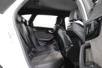 AUDI A4 AVANT 2.0 TFSI 40 Black Edition Estate 5dr Petrol S Tronic Euro 6 (s/s