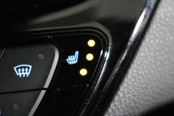 TOYOTA C-HR 1.8 VVT-h Excel SUV 5dr Petrol Hybrid CVT Euro 6 (s/s) (122 ps)