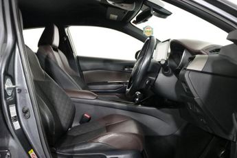 TOYOTA C-HR 1.8 VVT-h Excel SUV 5dr Petrol Hybrid CVT Euro 6 (s/s) (122 ps)