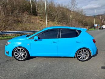 SEAT IBIZA 2.0 TDI CR FR Hatchback 5dr Diesel Manual Euro 5 (143 ps)