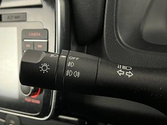 NISSAN LEAF 40kWh N-Connecta Hatchback 5dr Electric Auto (150 ps)