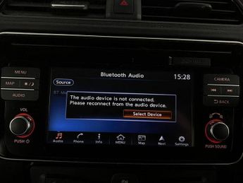 NISSAN LEAF 40kWh N-Connecta Hatchback 5dr Electric Auto (150 ps)