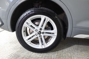 AUDI Q5 2.0 TFSI 45 S line Sportback 5dr Petrol S Tronic quattro Euro 6 