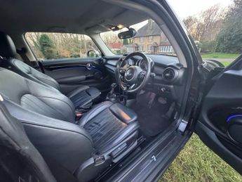 MINI HATCH 1.5 Cooper Seven Hatchback 3dr Petrol Auto Euro 6 (s/s) (136 ps)