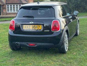 MINI HATCH 1.5 Cooper Seven Hatchback 3dr Petrol Auto Euro 6 (s/s) (136 ps)