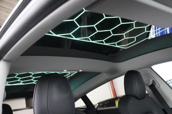 TESLA Model 3 (Dual Motor) Long Range Saloon 4dr Electric Auto 4WDE (346 ps)