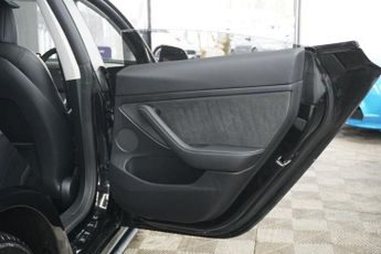 TESLA Model 3 (Dual Motor) Long Range Saloon 4dr Electric Auto 4WDE (346 ps)