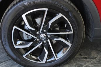 MG MG ZS 1.0 T-GDI Exclusive SUV 5dr Petrol Auto Euro 6 (111 ps)