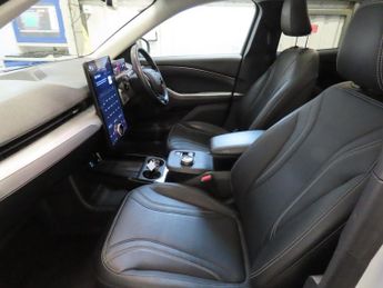 FORD MUSTANG MACH-E Extended Range 91kWh SUV 5dr Electric Automatic (294 ps)