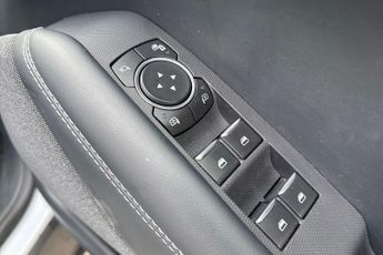 FORD MUSTANG MACH-E Extended Range 91kWh SUV 5dr Electric Automatic (294 ps) Full Pa