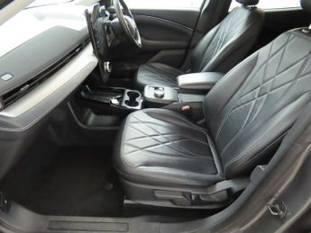 FORD MUSTANG MACH-E Standard Range 70kWh SUV 5dr Electric Automatic (269 ps)
