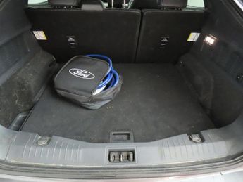 FORD MUSTANG MACH-E Standard Range 70kWh SUV 5dr Electric Automatic (269 ps)