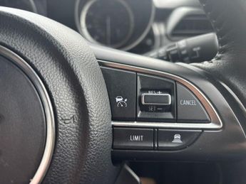 SUZUKI SWIFT 1.2 Dualjet MHEV SZ-T Hatchback 5dr Petrol Hybrid CVT Euro 6 (s/