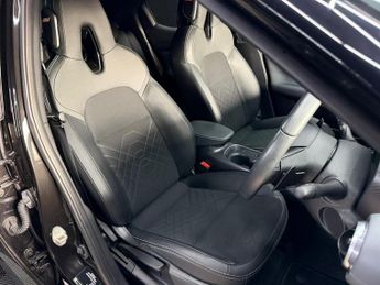 NISSAN JUKE 1.0 DIG-T Tekna DCT Auto Euro 6 (s/s) 5dr