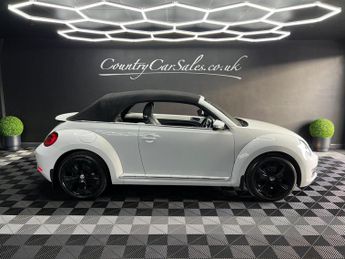 Volkswagen Beetle 2.0 TDI BlueMotion Tech Design Cabriolet Euro 6 (s/s) 2dr
