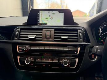 BMW 2 SERIES 2.0 218i M Sport Auto Euro 6 (s/s) 2dr