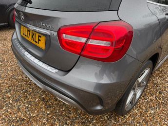 MERCEDES-BENZ GLA 2.1 GLA220d AMG Line (Premium) 7G-DCT 4MATIC Euro 6 (s/s) 5dr