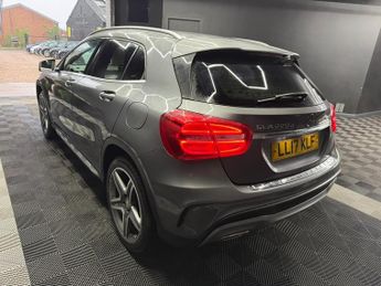 MERCEDES-BENZ GLA 2.1 GLA220d AMG Line (Premium) 7G-DCT 4MATIC Euro 6 (s/s) 5dr